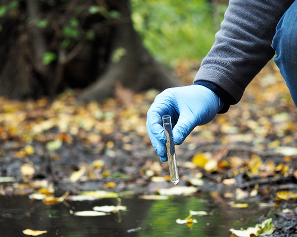 生態(tài)環(huán)境部發(fā)布制藥工業(yè)生物藥品制品等五項(xiàng)排污許可申請與技術(shù)規(guī)范